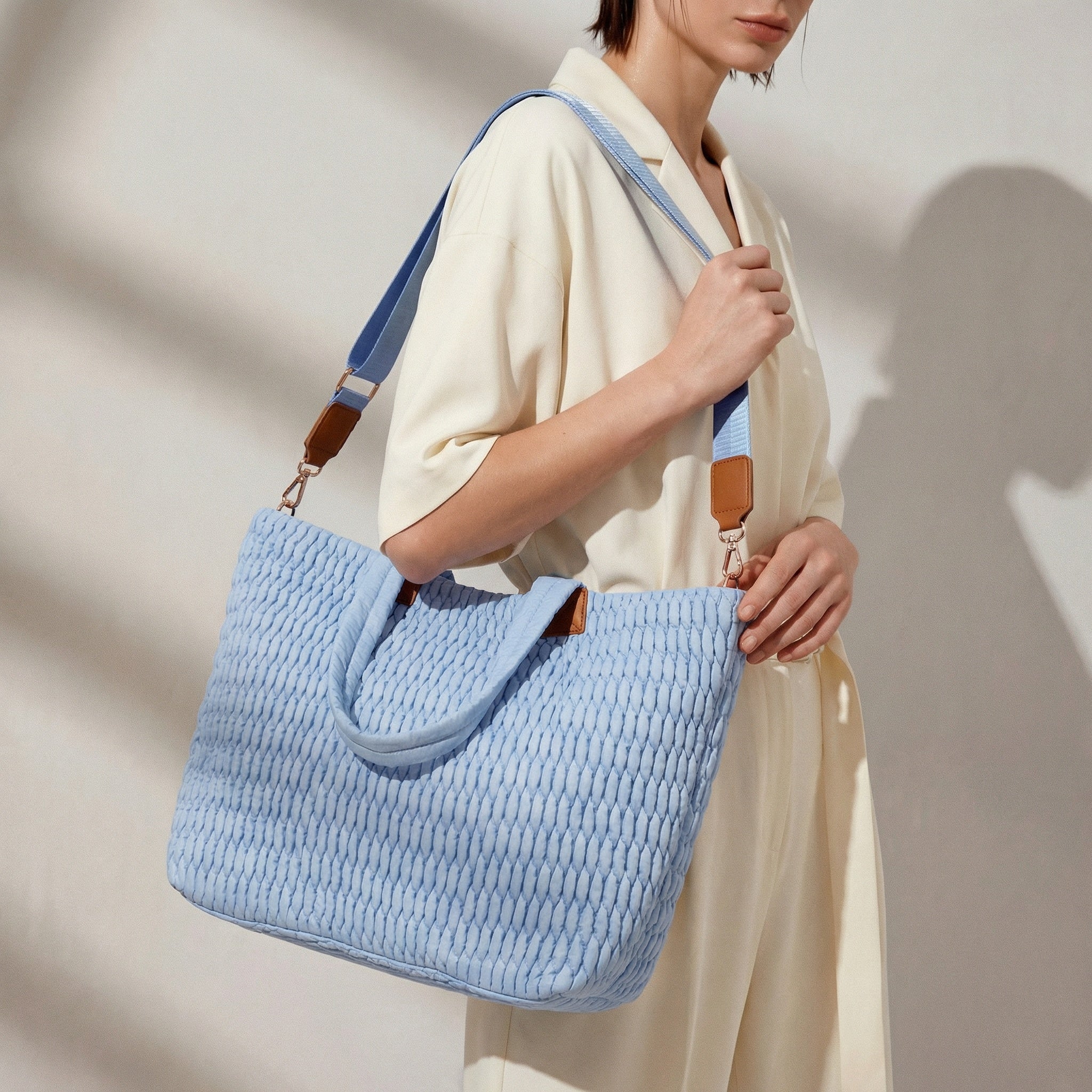 Luna Tote